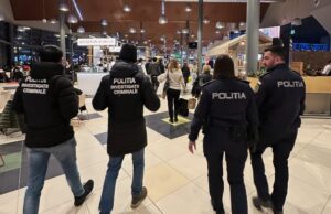 Acțiuni ample ale Poliției Municipiului Brașov pentru siguranța publică, în zonele comerciale și de agrement 16 Brașov | MyTex.ro