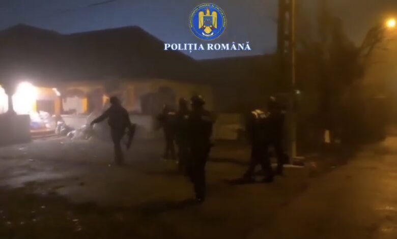 Percheziții | MyTex.ro