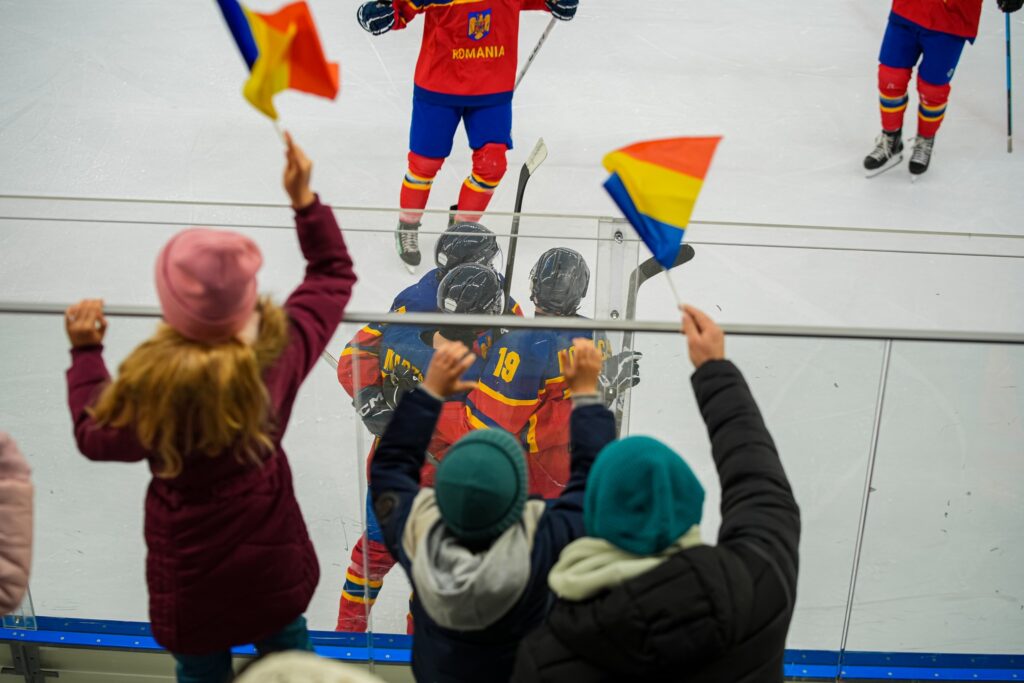 Tricolorii mici, victorie cât China 11 Tricolorii mici | MyTex.ro