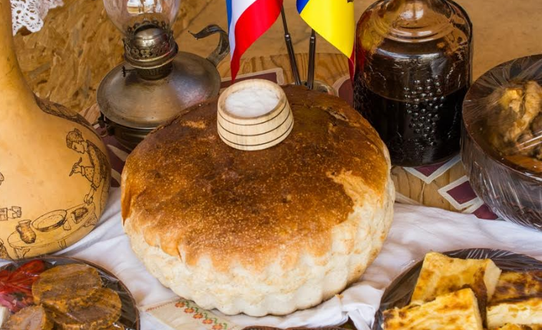 Turismul gastronomic prinde avânt: ce aparate de gătit folosesc pensiunile moderne din Brașov 3 | MyTex.ro