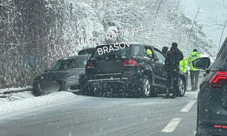 Ultima oră. Accident pe Drumul Poienii! 3 Accident | MyTex.ro