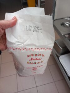 Amenzi de peste 5,7 milioane lei după controalele ANPC. Nereguli grave descoperite la sute de comercianți 19 Amenzi | MyTex.ro