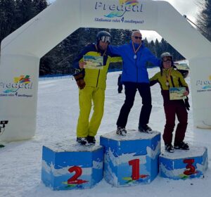 Salvatorii brașoveni, în competiție pe pârtie 17 Competiție | MyTex.ro