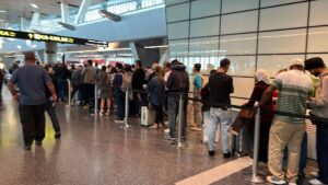 Avertisment pentru turiști: Răzvan Pascu recomandă evitarea escalelor în Orientul Mijlociu. Zboruri anulate! 8 Răzvan Pascu | MyTex.ro