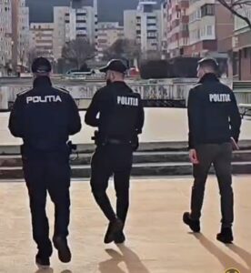 Acțiune cu efective mărite a poliției în cartierele brașovene: controale, prevenție și avertismente privind înșelăciunile 5 Efective mărite | MyTex.ro