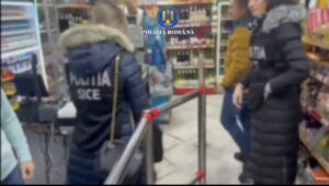 VIDEO. Percheziții într-un dosar de evaziune fiscală, în județul Brașov. Prejudiciu estimat la 240.000 de lei 5 Percheziții | MyTex.ro