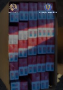 Peste 30 de percheziții în Brașov, Covasna și Harghita, într-un dosar de contrabandă. Marfă ținută în autoturisme care păreau abandonate 20 percheziții | MyTex.ro