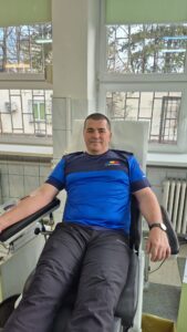 Peste 100 de jandarmi participă la campania „Donează sânge! Salvează o viață!” 16 Jandarmi | MyTex.ro