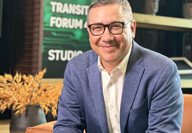 VICTOR PONTA, RĂZBOI TOTAL CU USR! Atac fără precedent după ce fiica sa, Irina, a fost prinsă în conflictul din Orient: „Influencerii USR stau prin Maldive și înjură românii!” 3 Victor Ponta | MyTex.ro