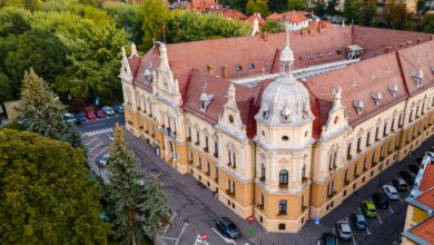 Proiecție interzisă celor sub 18 ani | MyTex.ro