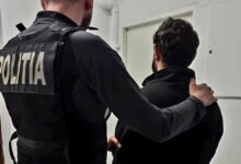 Tânăr din județul Brașov, dat în urmărire internațională, adus din Polonia și arestat pentru tâlhărie calificată 5 Magazin | MyTex.ro