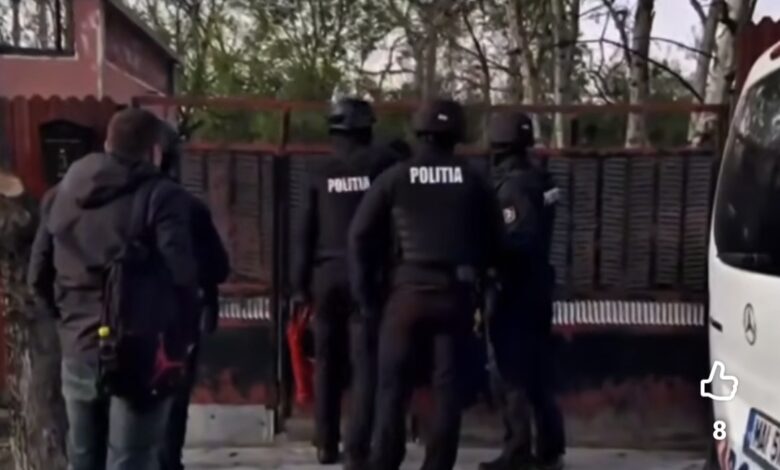 percheziții | MyTex.ro