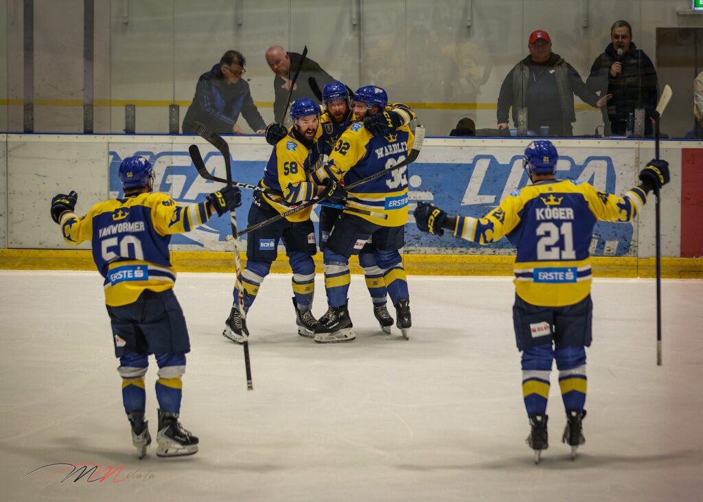 Surpriză pentru fanii Coronei. Clubul va avea fan shop 7 Surpriză pentru fanii Coronei | MyTex.ro