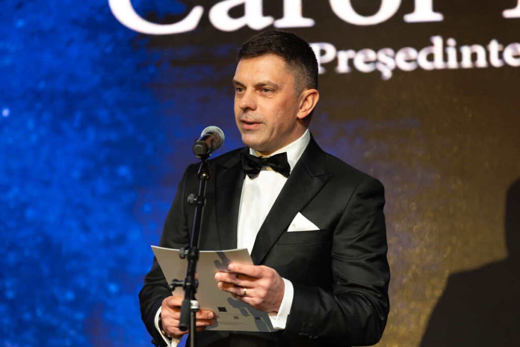 Curtea Constituţională | MyTex.ro