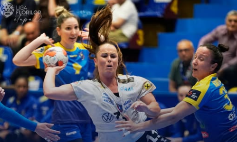 Corona Brașov încheie sezonul pe podium și aduce Europa sub Tâmpa! Cine este noua campioană și ce echipe vin la barajul de foc din Sala Sporturilor 3 Braşov | MyTex.ro