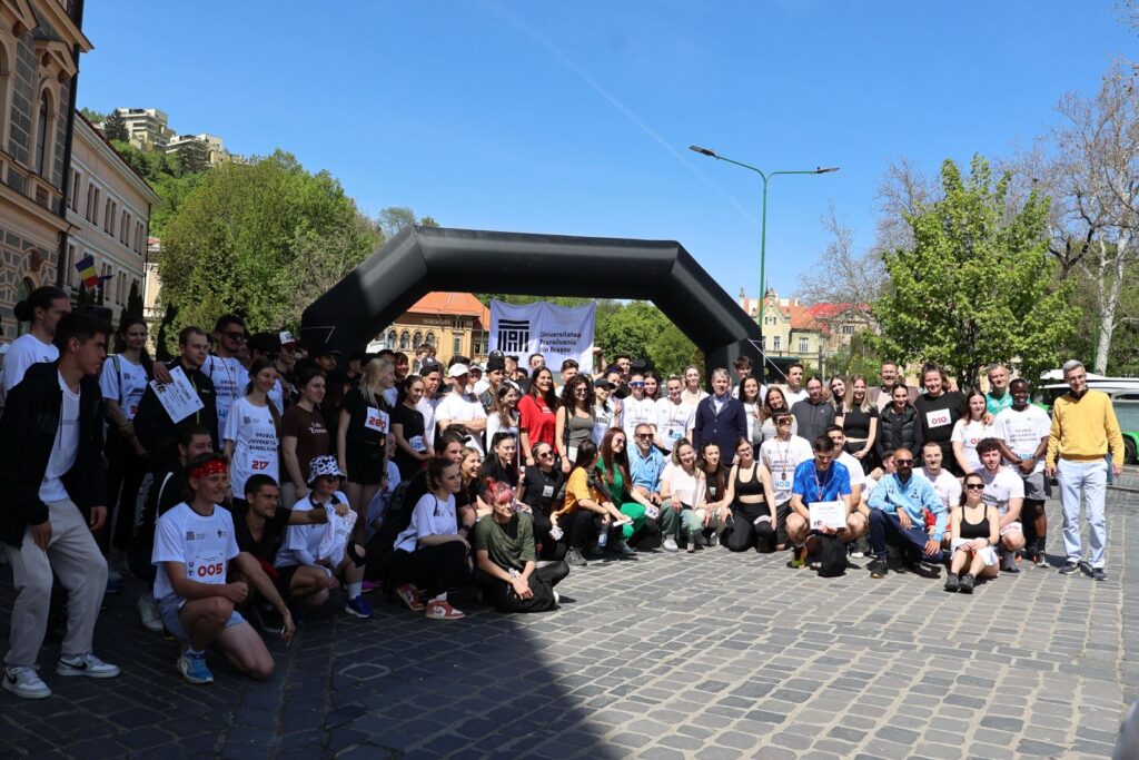 Parteneriat de succes între Primăria Braşov și Universitatea Transilvania: Crosul și Colina League Cup au strâns comunitatea în jurul sportului 7 Braşov | MyTex.ro