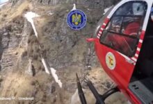 Update. Unul dintre turiștii căzuți 100 m din Brâna Mare a Caraimanului, adus la Spitalul Județean Brașov (VIDEO) 10 Minor | MyTex.ro