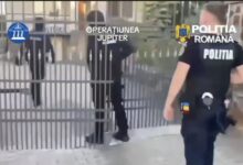 JUPITER 5: 113 percheziții într-un dosar de evaziune fiscală din domeniul fabricării instrumentelor muzicale / Participă și polițiști brașoveni 5 Femeie reținută după ce a năvălit în casa fostului soț și l-a bătut | MyTex.ro
