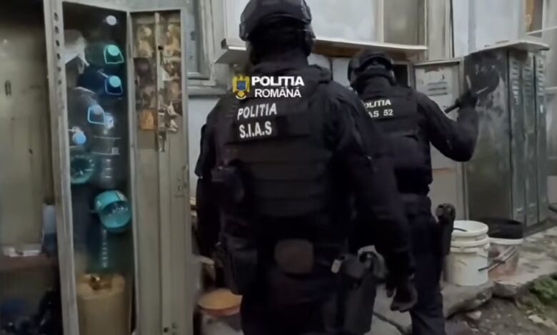 percheziții | MyTex.ro