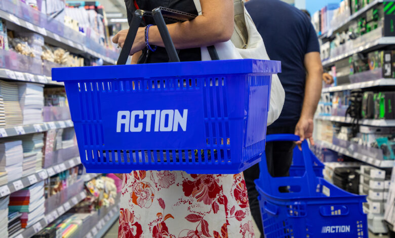 Action | MyTex.ro