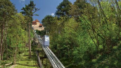 BRAȘOV. Ascensorul pe plan înclinat de la Râșnov intră în revizie tehnică 8 Moment istoric pe Aeroport | MyTex.ro