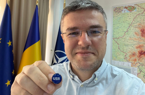 Război total pe axa Brașov – București. Irineu Darău (USR), atac devastator la Adrian Veștea: „S-a urcat maimuța în copac și i se vede fundul!” 3 Darău | MyTex.ro