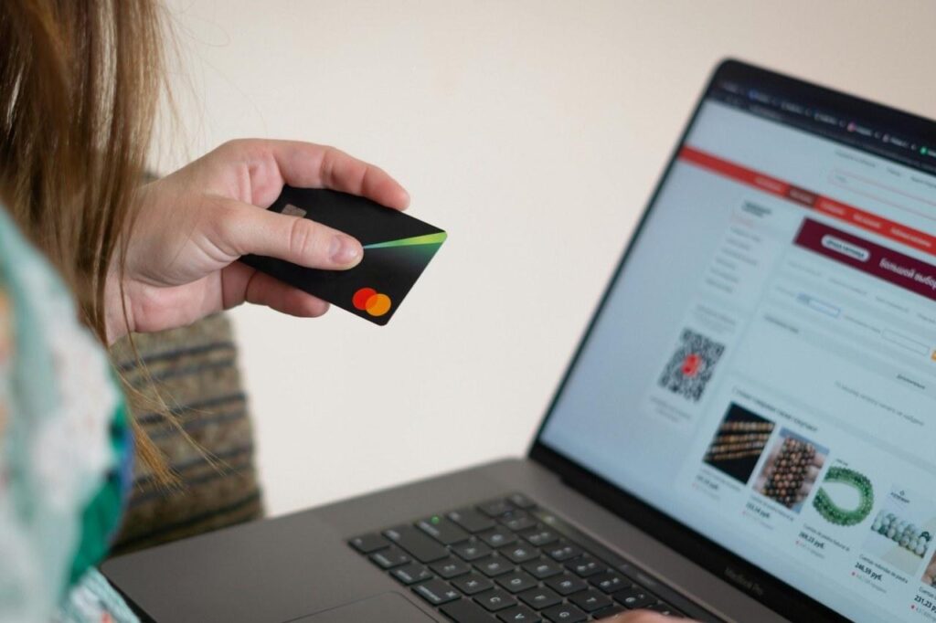 Credit de nevoi personale rapid: cum analizezi costurile și condițiile de rambursare 7 | MyTex.ro