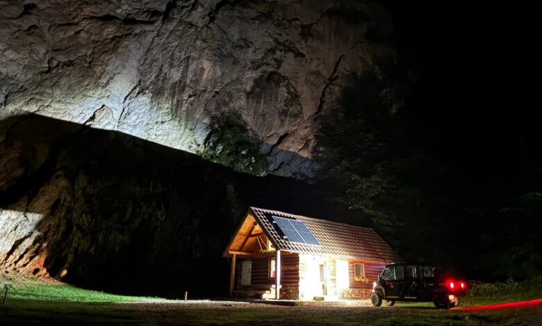 BRAȘOV. Salvamont Zărnești face apel la turiști: Respectați natura și spațiile comune 3 Zărnești | MyTex.ro
