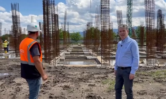 George Scripcaru, inspector pe șantierele educației: După creșa din Tractorul, primarul Brașovului a verificat și lucrările de pe strada Fundăturii din Stupini 3 Braşov | MyTex.ro