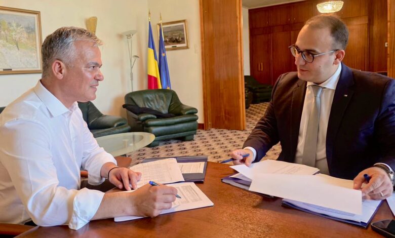 PSD intră în Guvernul Veștea, AUR ar putea asigura din umbră voturile pentru învestire / Lista miniștrilor 3 PSD | MyTex.ro