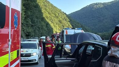 Tragedie pe DN 7, în Sibiu: Un bărbat a murit după ce o stâncă s-a prăbușit peste mașina în care se afla 7 DN 1 | MyTex.ro
