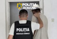 Brașov: Urmărit internațional pentru jaf armat, prins în Bran. Un alt bărbat a fost încarcerat la Codlea 5 Femeie | MyTex.ro