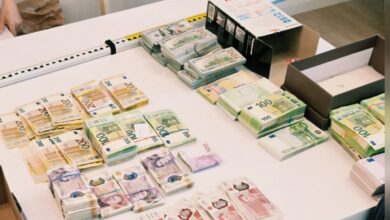 Brașov: Peste 1,5 milioane de euro, ridicați la percheziții în dosarul „duplexurilor fantomă”. Doi bărbați, puși sub control judiciar 18 Victimă | MyTex.ro