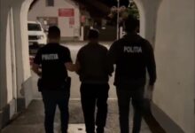 Brașov. Săcelean reținut după ce și-a bătut partenera. Femeia a suferit răni la nivelul feței (video) 5 Brașov | MyTex.ro