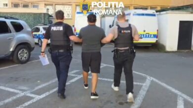 BRAȘOV. Bărbatul acuzat că și-a agresat partenera, într-un hotel din Predeal, a fost arestat preventiv 5 | MyTex.ro