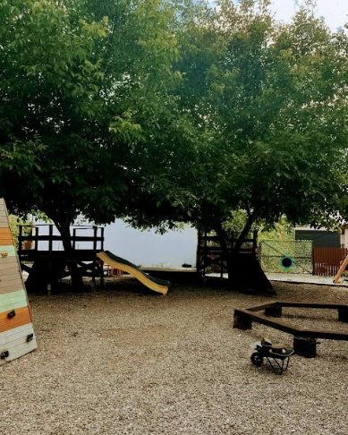 Mai mult decât o creșă: Cum construim independența și încrederea copiilor la Școala Montessori Brașov 10 | MyTex.ro