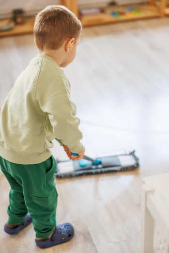 Mai mult decât o creșă: Cum construim independența și încrederea copiilor la Școala Montessori Brașov 9 | MyTex.ro