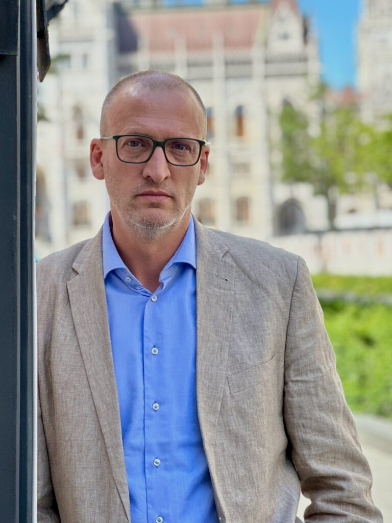 Cu sau fără bani de la Budapesta? Nota de plată a parteneriatului cu Viktor Orbán ajunge la UDMR și la sportul din Transilvania 7 Budapesta | MyTex.ro