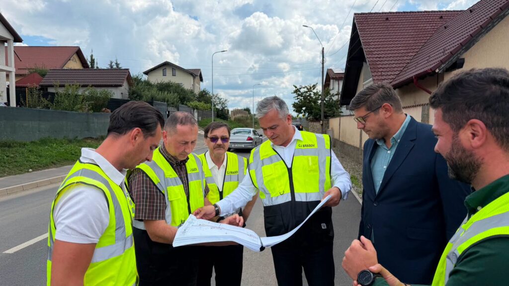 Investiție de peste 26 de milioane de lei finalizată: Drumul Județean Hărman - Sânpetru (DJ 108) a fost recepționat! 7 DJ | MyTex.ro
