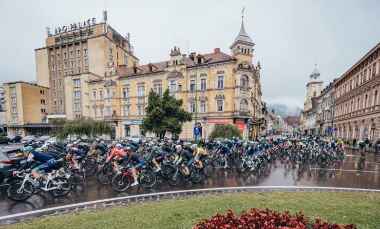 Brașovul se pregătește pentru cel mai spectaculos eveniment sportiv al toamnei. Pe 12 septembrie, Turul României aduce în oraș caravana ciclismului de elită 7 Brașovul | MyTex.ro