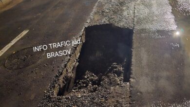 Ploaia torențială a inundat din nou mai multe zone din Brașov. „Crater" format în Răcădău 10 Braşov | MyTex.ro