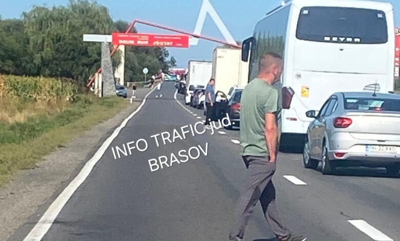 Accident între o motocicletă și un autoturism pe DN 11, la Chichiș 3 Accident | MyTex.ro