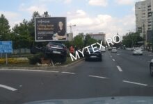 Autoturism scăpat de sub control în zona mall-ului din centrul Brașovului 5 pompieri | MyTex.ro