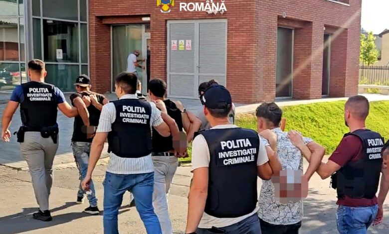 Trei bărbați arestați preventiv după scandalul din centrul Brașovului 3 Trei | MyTex.ro