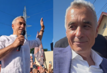 Pelerinaj electoral și tensiuni la granița Brașov-Covasna: Călin Georgescu, întâmpinat de sute de oameni, cadouri bizare și o jurnalistă amenințată cu bătaia în biserică 3 | MyTex.ro