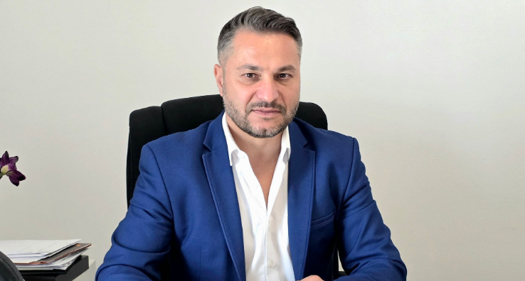 Vasile Mezdrea (PNL) a demisionat din Consiliul Local Brașov: „Mi-am îndeplinit toate obiectivele”. Cine îl va înlocui 3 Braşov | MyTex.ro