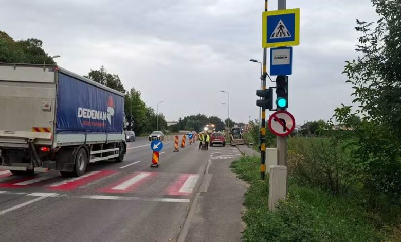 BRAȘOV | Trafic restricționat pe Calea Feldioarei. Două porțiuni de drum sunt afectate de lucrările la canalizare 3 Brașov | MyTex.ro