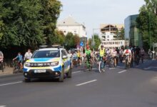 Brașovul pedalează: Poliția Rutieră, alături de bicicliști la parada de duminică 6 Ottley | MyTex.ro