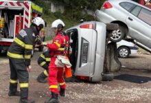 Delegație internațională, în vizită la pompierii din Brașov. Exercițiu de descarcerare pentru oaspeții străini 13 Polițistul | MyTex.ro