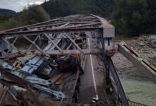 Pod avariat de un ansamblu rutier pe DN 12A. Traficul este închis pe perioadă nedeterminată 3 Ce vrea Primăria cu stema Brașovului | MyTex.ro